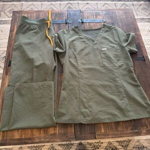 Figs Olive Green Scrub Set